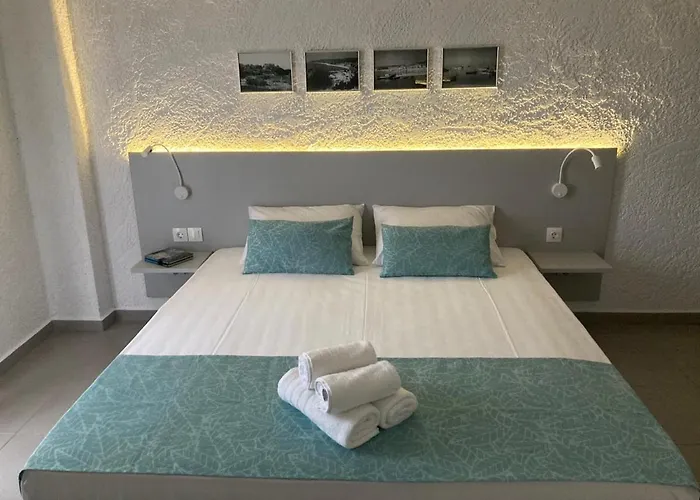 Ξενοδοχείο με διαμερίσματα Armeno Λιμενάρια